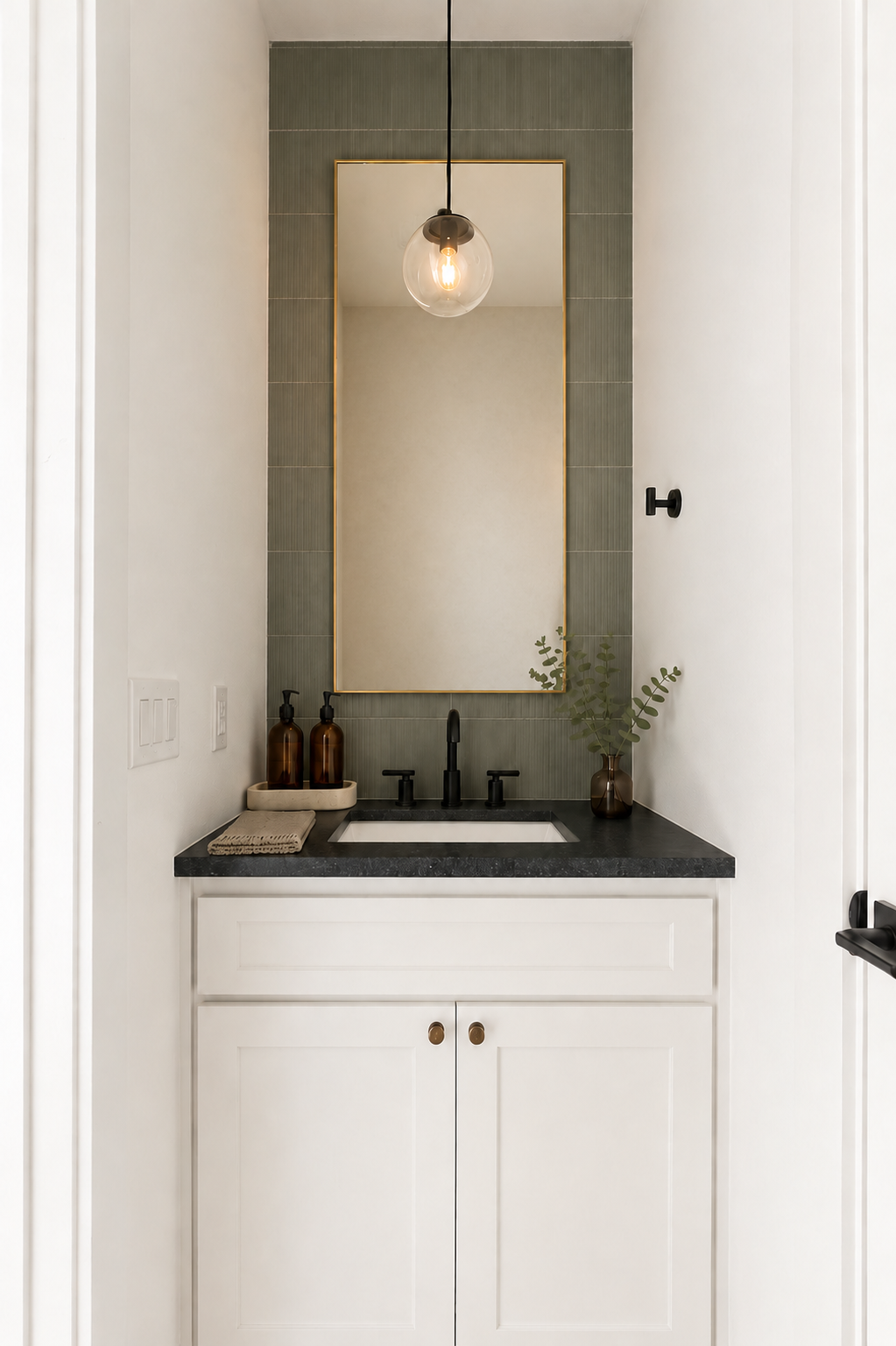 Sylvester Row Secondary Ensuite — Shower