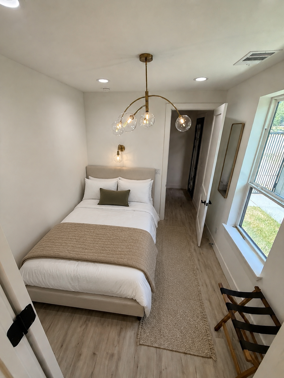 Unit 04 interior